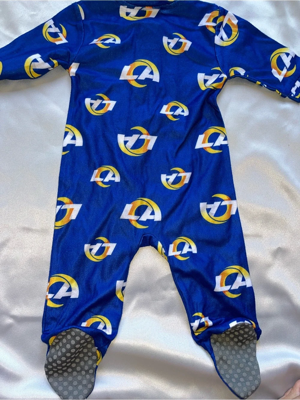 NFL Team Apparel Los Angeles Rams Sleeper